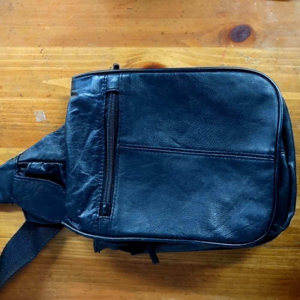 Black Leather crossbody bag